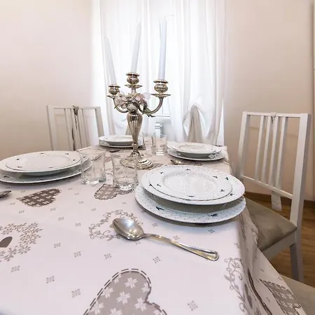 Shabby Chic Apartment Rome
