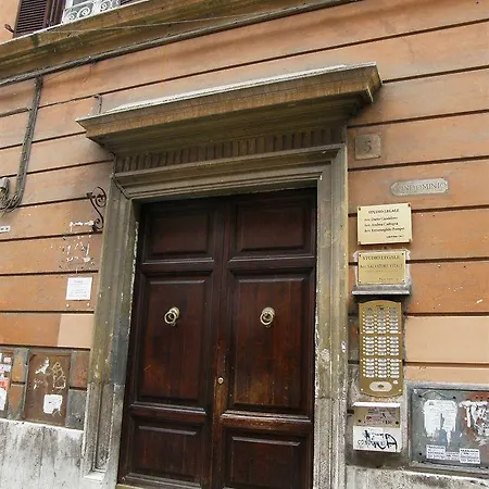 Shabby Chic Apartment Rome